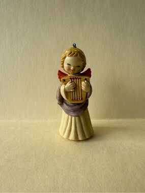 Vintage Anri Ferrandiz Italy Hand Painted Angel Lyre Harp Musician Ornament.
